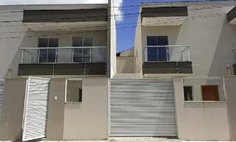 Imagem: Casa Duplex com 03 quartos sendo 02 suítes