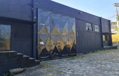 Imagem 2: Galpão comercial com 1200m² para locação - Vila São Bento - amplo espaço, copa e rampa