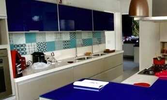 Imagem 5: Casa para venda possui 480 metros quadrados com 4 quartos no Laguna