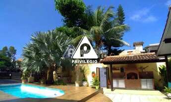 Imagem: Casa em Condomínio à venda, 3 quartos