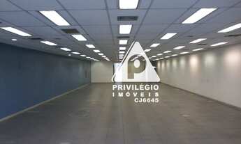 Imagem: Prédio comercial em Botafogo