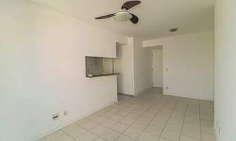 Imagem 2: Apartamento para venda com 65 metros quadrados com 2 quartos