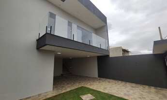 Imagem 2: Maravilhosa casa nova próxima à orla da lagoa em Lagoa Santa!