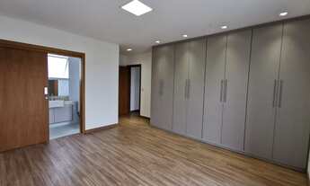 Imagem 6: Casa de condomínio para venda tem 450 metros quadrados com 3 quartos