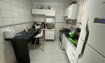 Imagem 5: Sobrado de frente para Rua à venda 380.000,00 com 3 Dormitórios incluindo 1 Suíte na Regiã