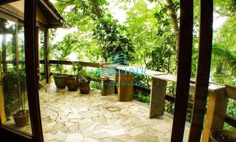 Imagem: Casa encantadora em condomínio a 50mts