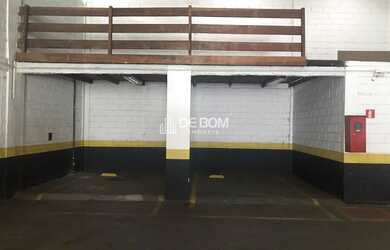 Imagem 2: Galpão para locação na Avenida João Pinheiro, em localização privilegiada, com 480 metros