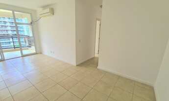 Imagem 3: Ótimo apto de 2 quartos no Cidade Jardim. 1 suíte, sala, varanda, banheiro social e cozinh