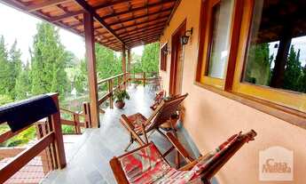 Imagem 2: Casa em condomínio à Venda - Vila Castela, 4 Quartos, 375 m²