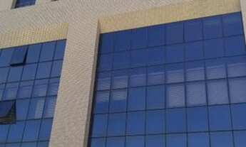 Imagem 4: Linda Sala 46 m, na Magalhães Neto, mobiliada, ar condicionado , finamente decorada