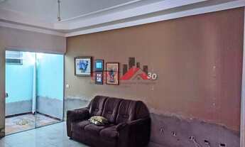 Imagem 4: Casa com 202 m² no bairro Água Branca; Oportunidade de Compra!