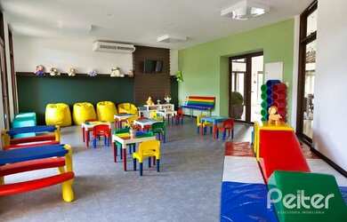 Imagem 2: PORTO ALEGRE - Terreno Padrão - Vila Nova