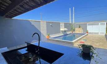 Imagem: Casa nova com 3 quartos e piscina