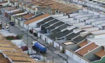 Imagem 3: Lotes por trás do Fórum de Maracanaú. Prontos para construir