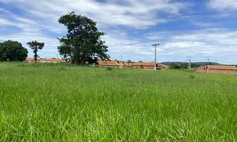 Imagem 2: Área para venda com 2476 metros quadrados em Residencial Montagno Goianira/GO- Goianira