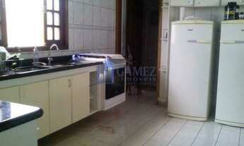 Imagem 2: Casa Padrão Casa com 4 dormitórios