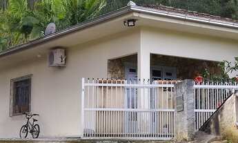 Imagem: JARAGUá DO SUL - Casa Padrão - Chico de