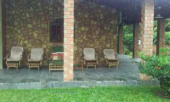 Imagem 3: Casa de condomínio térrea para aluguel possui 190 metros quadrados com 4 quartos