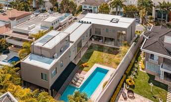 Imagem: SANTANA DE PARNAíBA - Casa de Condomínio