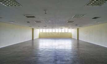 Imagem 2: Sala comercial para aluguel tem 900 m² em Navegantes - Porto Alegre - RS