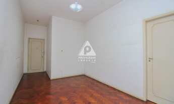 Imagem 2: Privilégio Imóveis Vende: Excelente apartamento 3 quartos em Copacabana