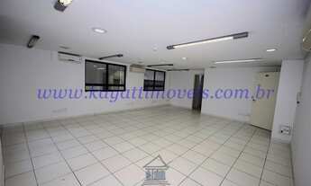 Imagem 4: Sala super ampla e arejada