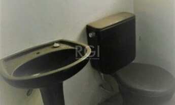 Imagem 7: Sobrado na Avenida Berlim com 3 quartos e demais dependências