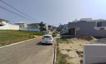 Imagem 2: Excelente Casa Linear à Venda No Condomínio Vale dos Cristais 4 - Macaé RJ