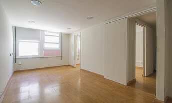 Imagem: Centro Rua Araújo Porto Alegre Excelente