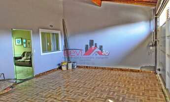 Imagem 2: Casa com 202 m² no bairro Água Branca; Oportunidade de Compra!