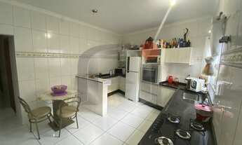 Imagem 7: CASA COM PISCINA