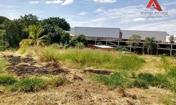 Imagem: JACAREí - Terreno Padrão - Rio Comprido