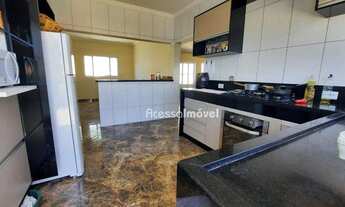 Imagem 2: Sobrado com edicula