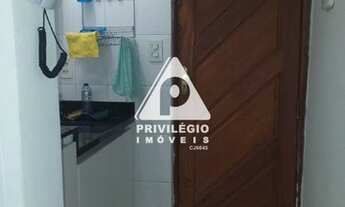 Imagem 5: Studio reformado e mobiliado no posto 6