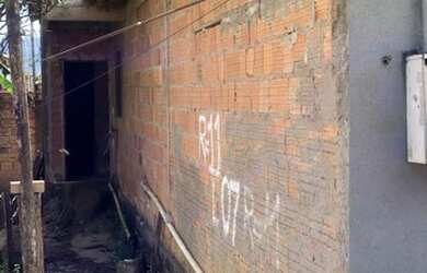 Imagem 5: VENDE-SE CASA Casa com 3 dormitórios