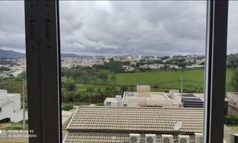 Imagem 6: OCASIÃO: Excelente Casa com 4 Suítes, Escritório e Piscina no Condomínio Villa Real