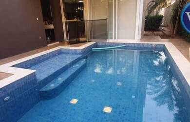 Imagem 4: Vendo Sobrado, 330,00 m², 4 suítes, Condomínio Alphaville 2, Região Jardim Itália, Cuiabá