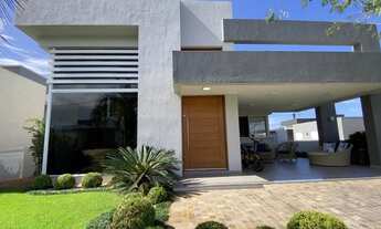 Imagem: Casa no condomínio Dubai Resort!