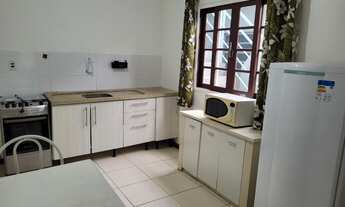 Imagem: Alugo casa a 600 metros da praia do Campeche