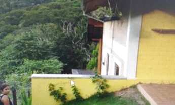 Imagem 6: Lindíssima casa de 250 m2 junto à uma natureza exuberante em Santo Antônio do Pinhal-SP