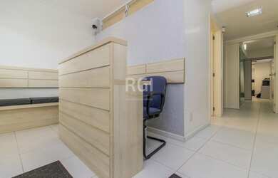 Imagem 2: Porto Alegre - Prédio Inteiro - Glória