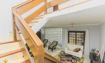 Imagem 2: Casa para venda tem 285 metros quadrados com 4 quartos em Itacorubi - Florianópolis - SC