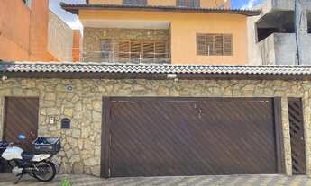 Imagem: Sobrado 4 Dormitórios - Parque Uiraputu