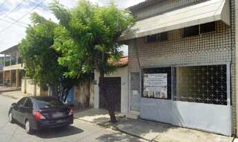 Imagem: Casas térrea e 1 andar vendo ambas !! Ótimo