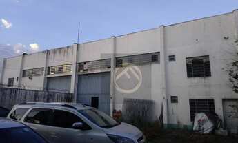 Imagem 2: Barracão com casa à venda por R$ 2.400.000 - Boqueirão - Curitiba/PR