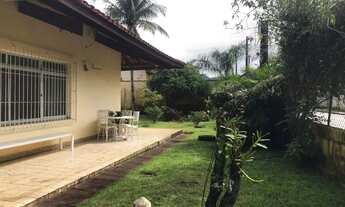 Imagem 2: Casa com Amplo Terreno na Vista Linda, Bertioga