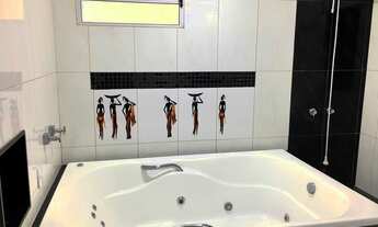 Imagem 5: Casa c3 Quartos, Closet, Banheira Hidromassagem, Área Churrasco e Dependência de Empregada