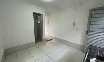 Imagem 5: Casa com 1 dormitório para alugar, 27 m² por R$ 1.140,00/mês - Vila Eldízia - Santo André