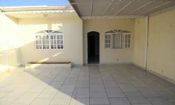 Imagem: Casa com 2 dormitórios à venda, 50 m²