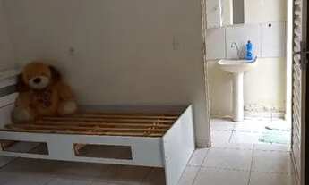 Imagem 5: Alugo quarto Edícula